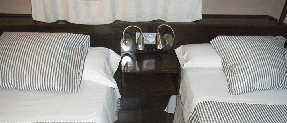 Hostal Gud Salamanca Bagian luar foto