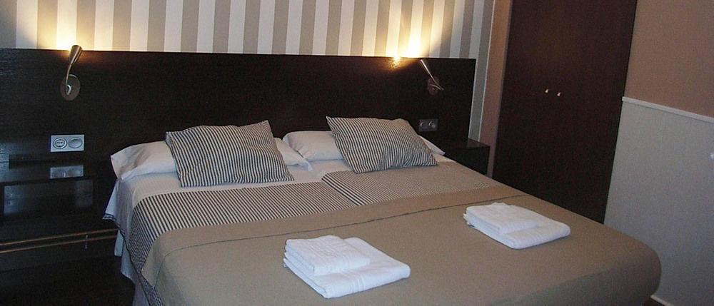 Hostal Gud Salamanca Bagian luar foto