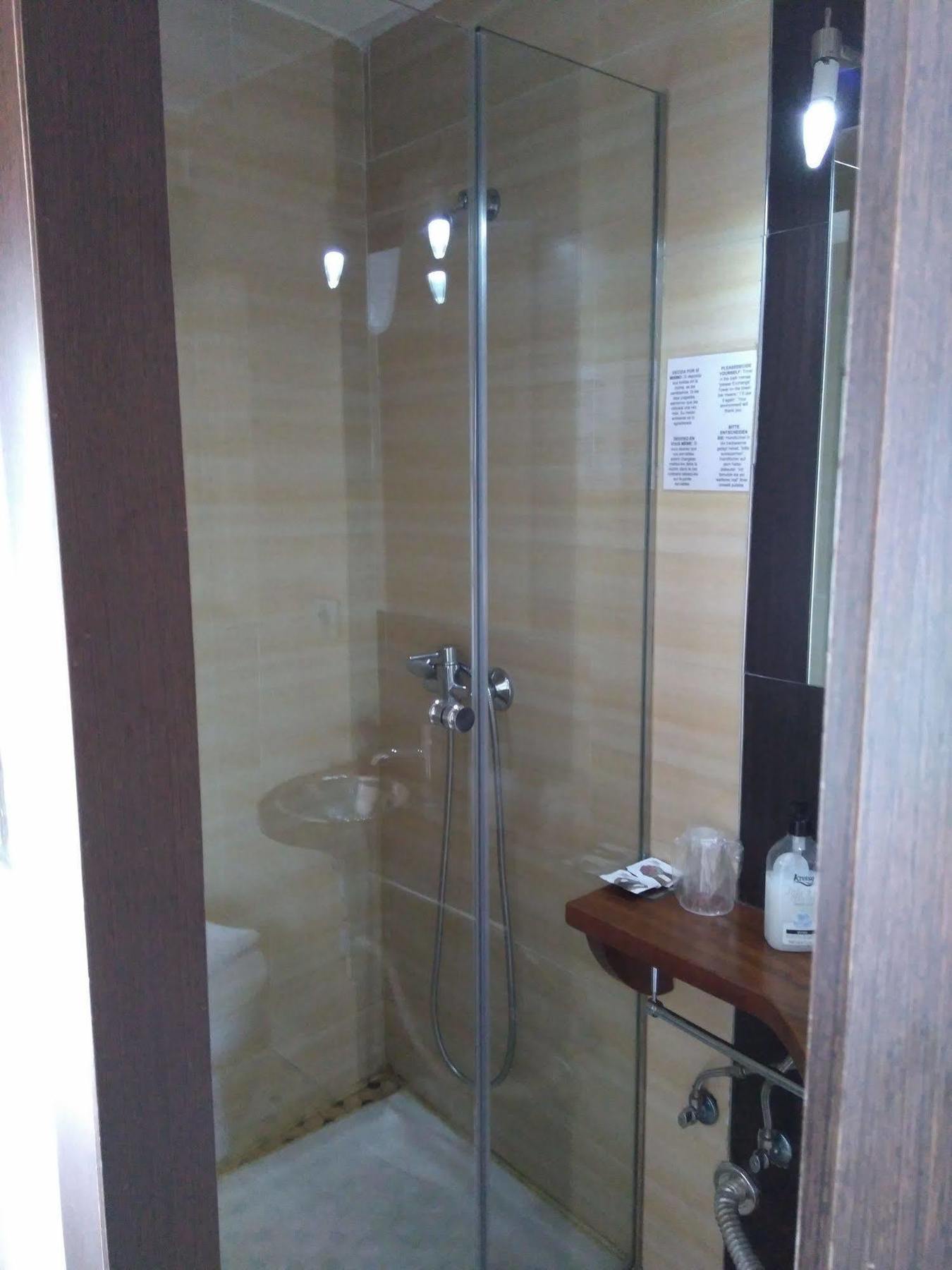 Hostal Gud Salamanca Bagian luar foto